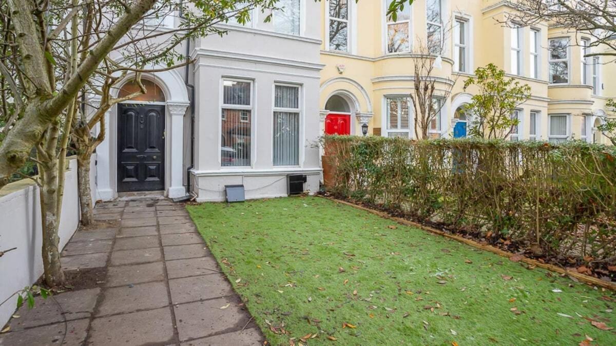 Modern 2 Bdr Apartment At Queens By Belfast City Breaks Rom bilde